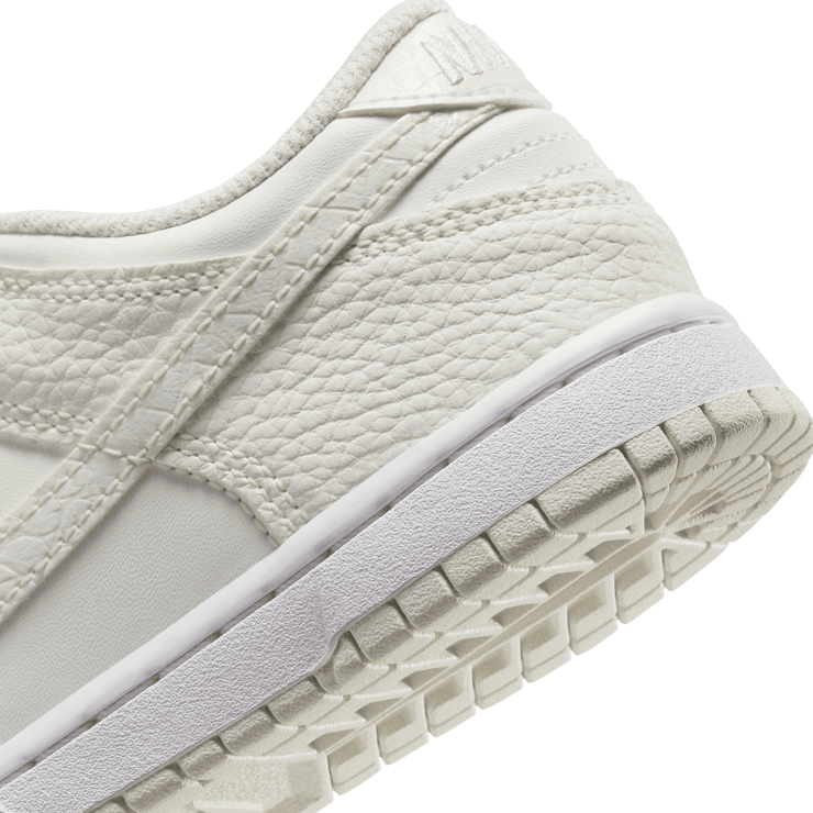 Nike Dunk Low SE Back To School Sail (PS) Angle 5