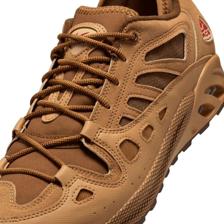 Nike ACG Air Exploraid 'Flax' Angle 4