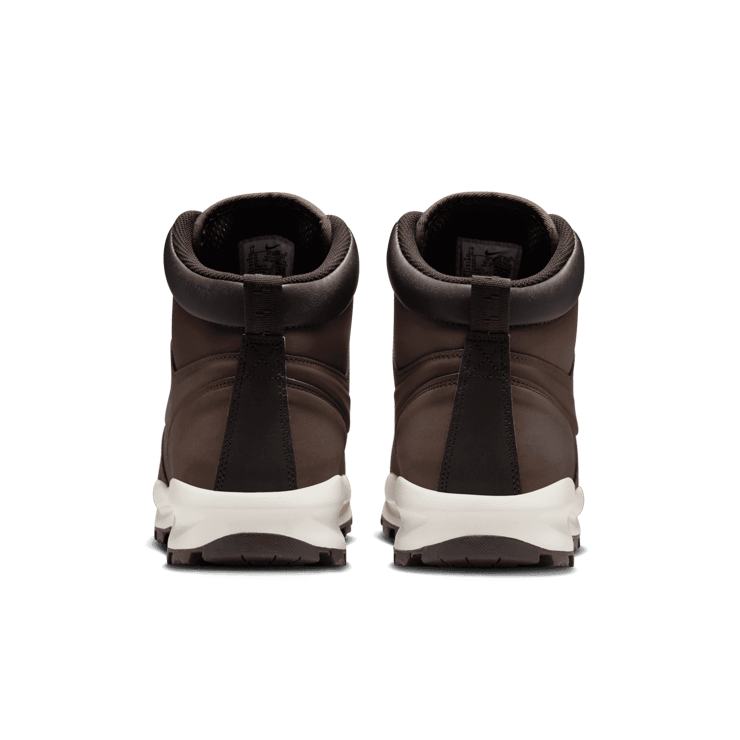 Nike Manoa Leather SE Boots Angle 3