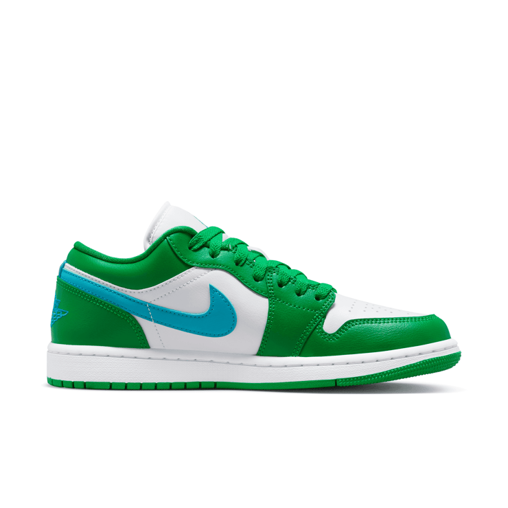 Jordan 1 Low Lucky Green Aquatone (W) Angle 1