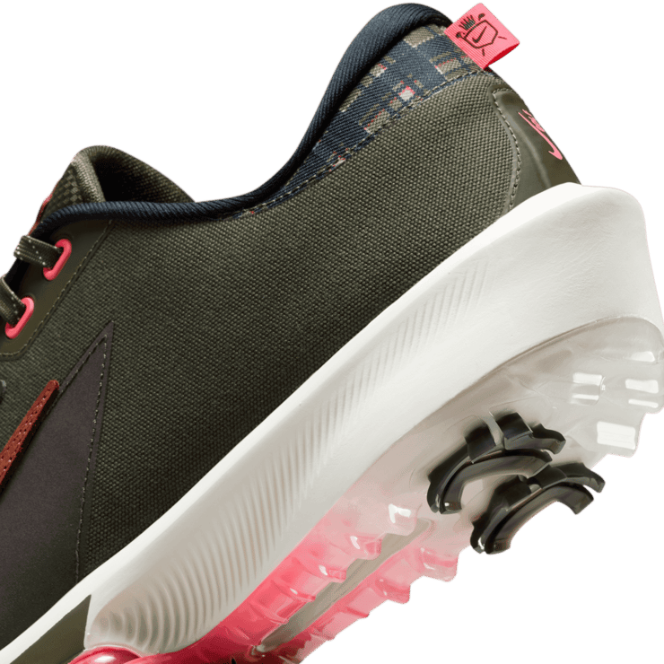 Nike Infinity Tour 2 Golf (Wide) Angle 6