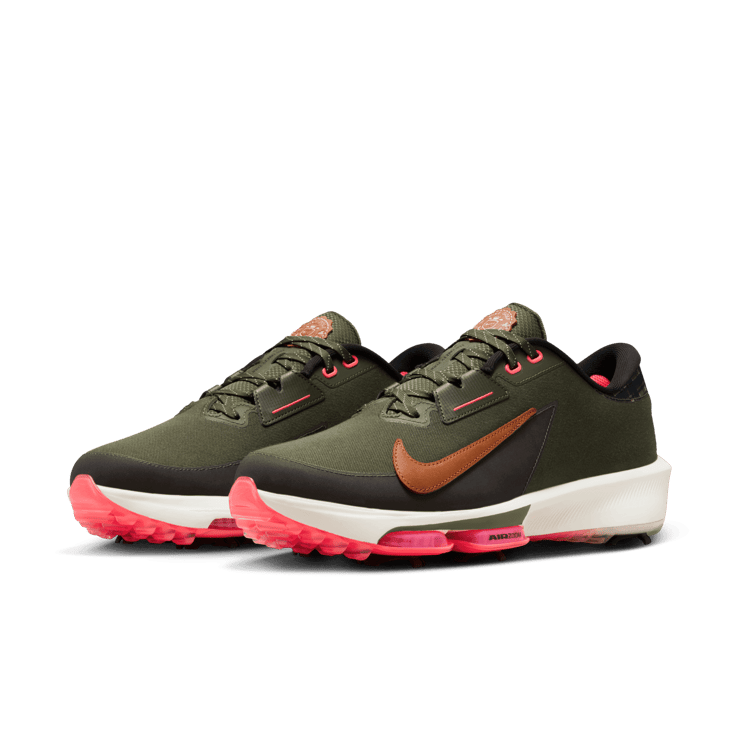 Nike Infinity Tour 2 Golf (Wide) Angle 2