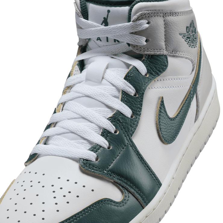 Air Jordan 1 Mid SE Oxidized Green Angle 4