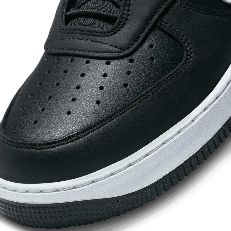 Nike Air Force 1 Toggle Black White Angle 4