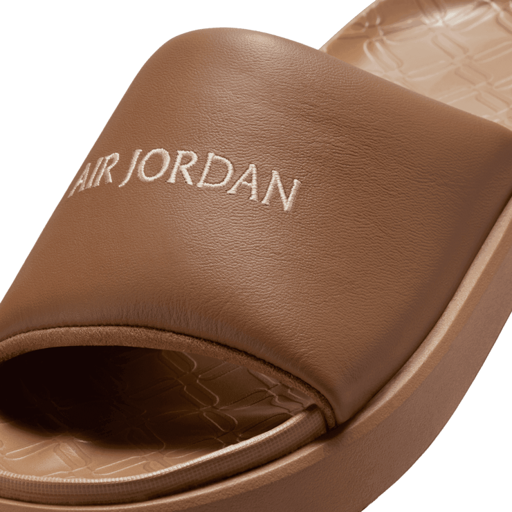 Jordan Sophia Slides Angle 3