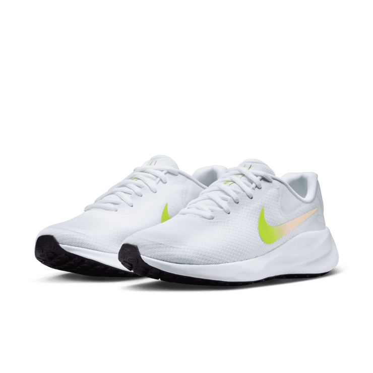 Nike Revolution 7 'White Cyber' (W) Angle 2