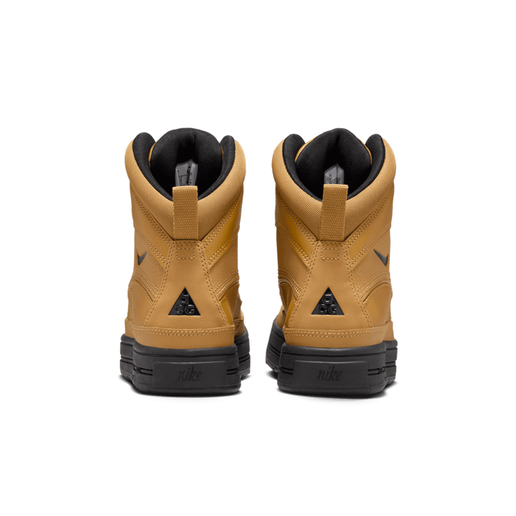 Nike Woodside 2 High Boots (GS) Angle 3