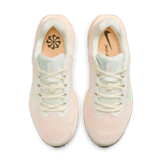 Nike Air Winflo 11 Road Angle 1