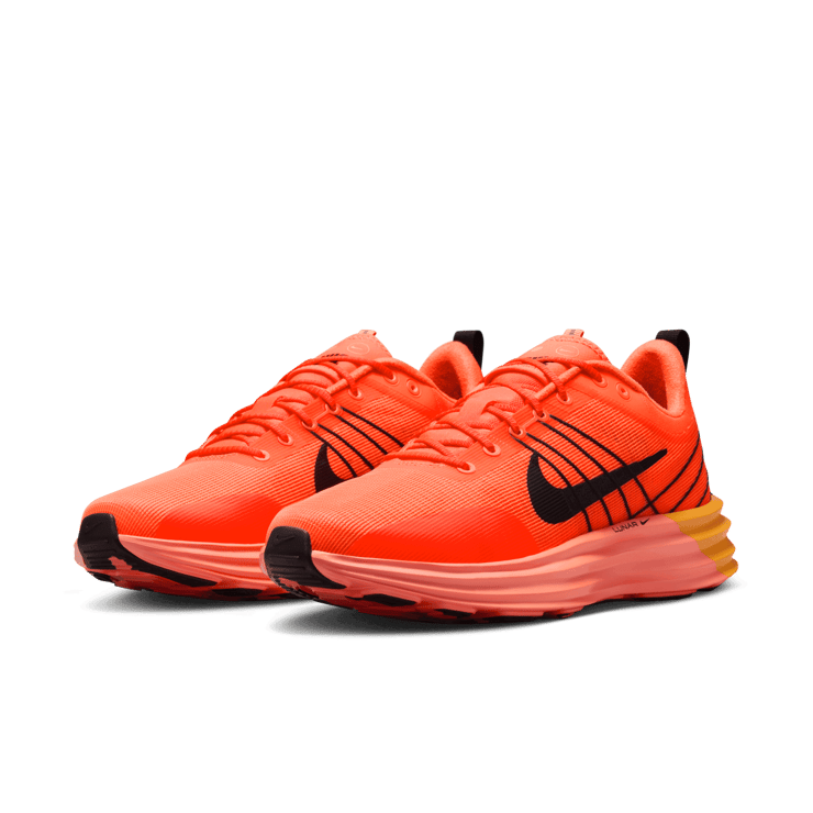 Nike Lunar Roam Hyper Crimson Angle 2