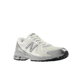 New Balance 860v2 Sea Salt Harbor Grey Angle 2