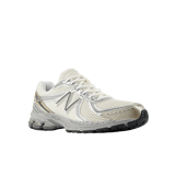 New Balance 860v2 Sea Salt Gold Metallic Angle 2