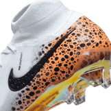 Nike Phantom Luna 2 Elite FG Olympic Safari Angle 6