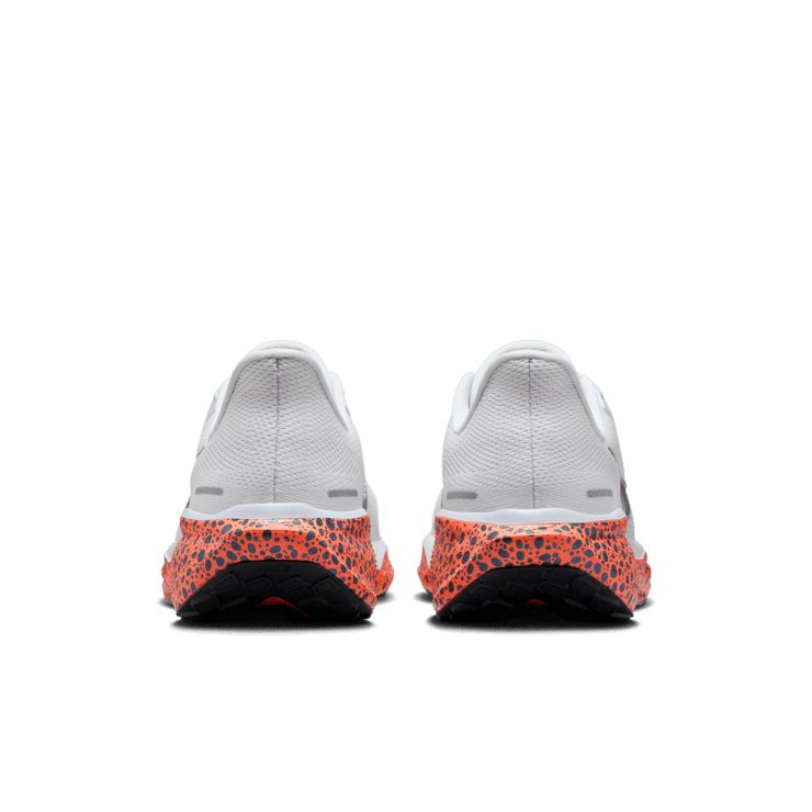 Nike Pegasus 41 Electric (Safari Olympic) Angle 4