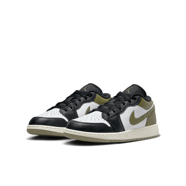 Air Jordan 1 Low Black Toe Medium Olive (GS) Angle 2