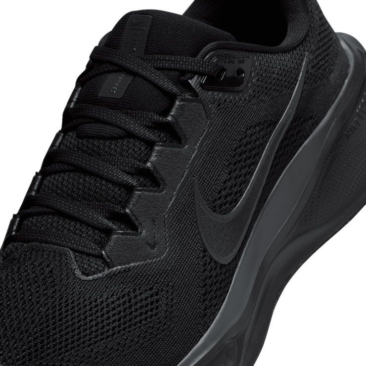 Nike Air Zoom Pegasus 41 'Black Anthracite' Angle 4