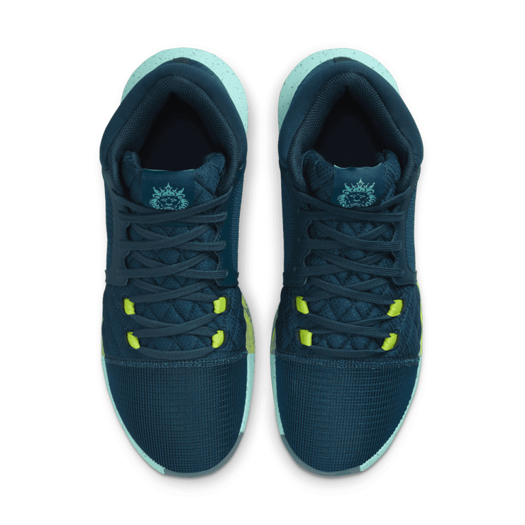 Nike LeBron Witness 8 Basketball Angle 1