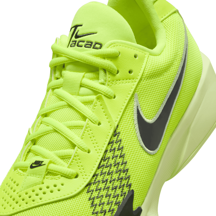Nike Air Zoom GT Cut Academy 'Volt' Angle 4