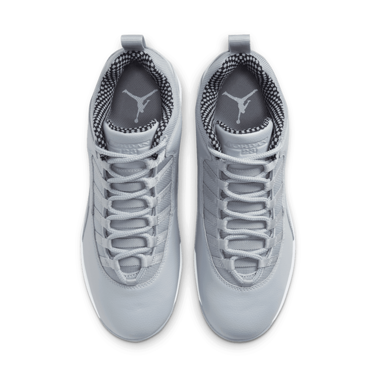 Jordan 10 Retro MCS Low Wolf Grey Angle 1