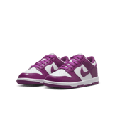 Nike Dunk Low (GS) Angle 2