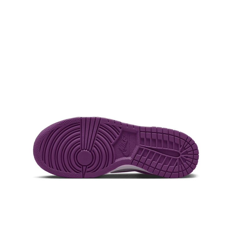 Nike Dunk Low (GS) Angle 0