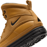 Nike Woodside 2 High Boots (PS) Angle 5