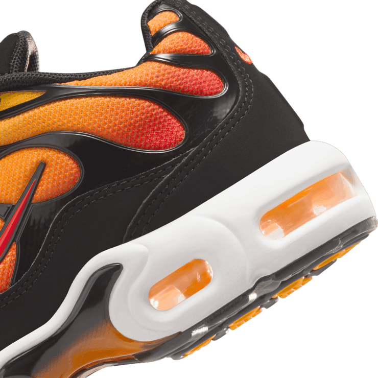 Nike Air Max Plus 'Sunset' 2024 (PS) Angle 5