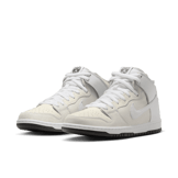 NIKE SB DUNK HIGH QS × ANTIHERO Nike SB Dunk High x Antihero Men's Shoes. Nike.com