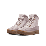 Nike Woodside 2 High Boots (GS) Angle 2