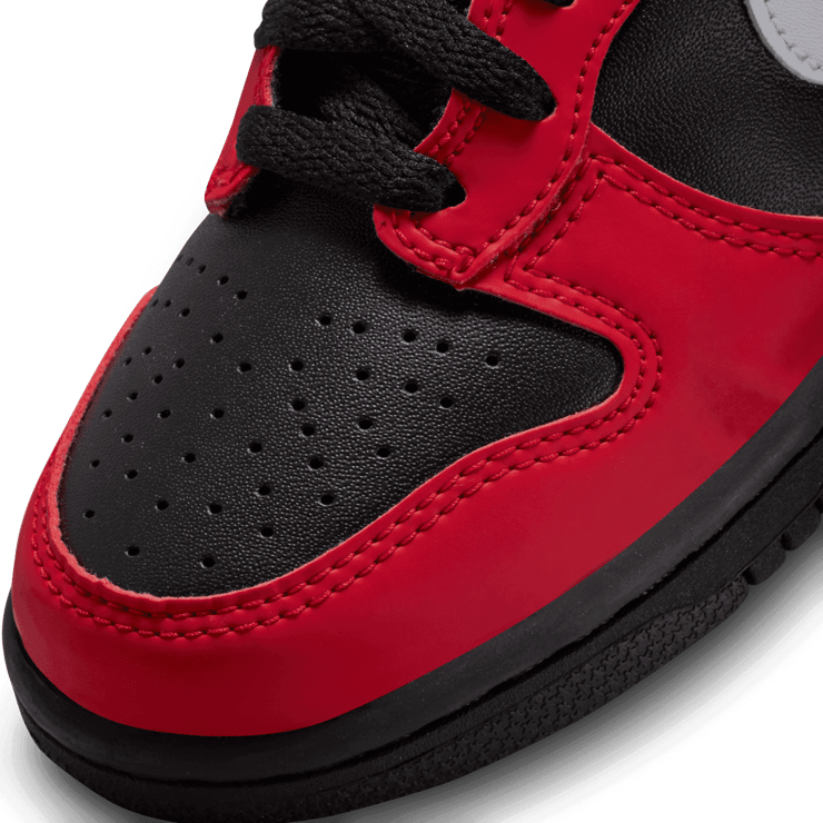 Nike Dunk High Deadpool (GS) Angle 4