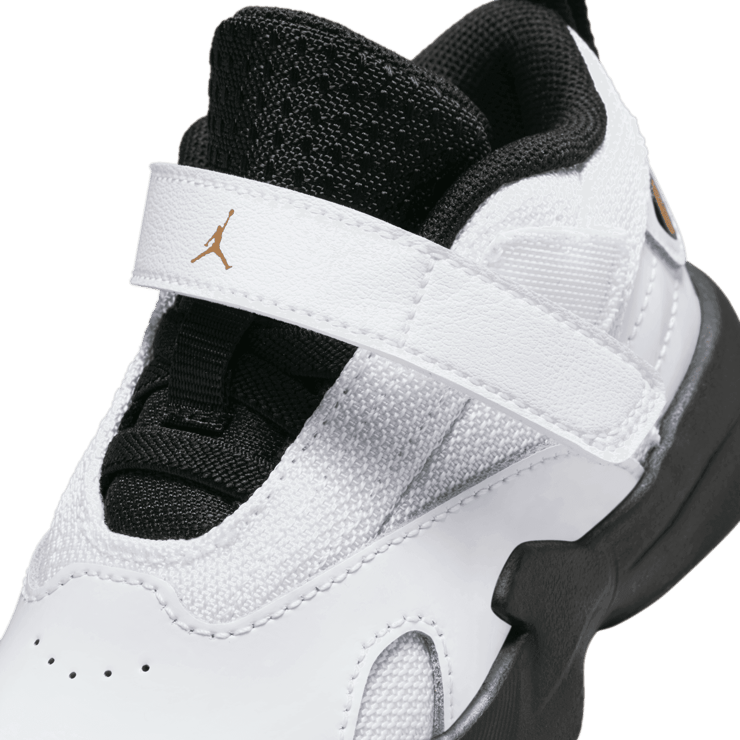 Jordan Max Aura 6 (TD) Angle 4