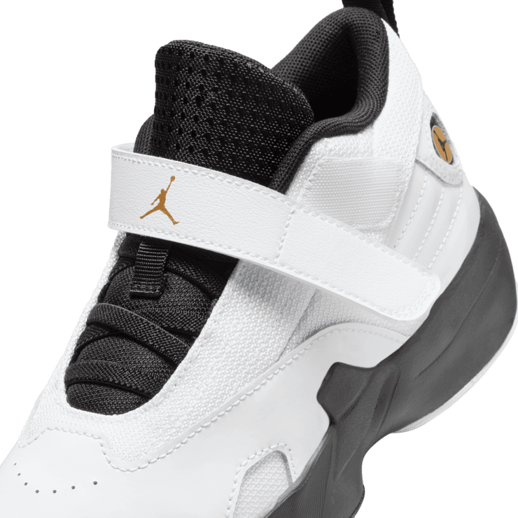 Jordan Max Aura 6 (PS) Angle 4