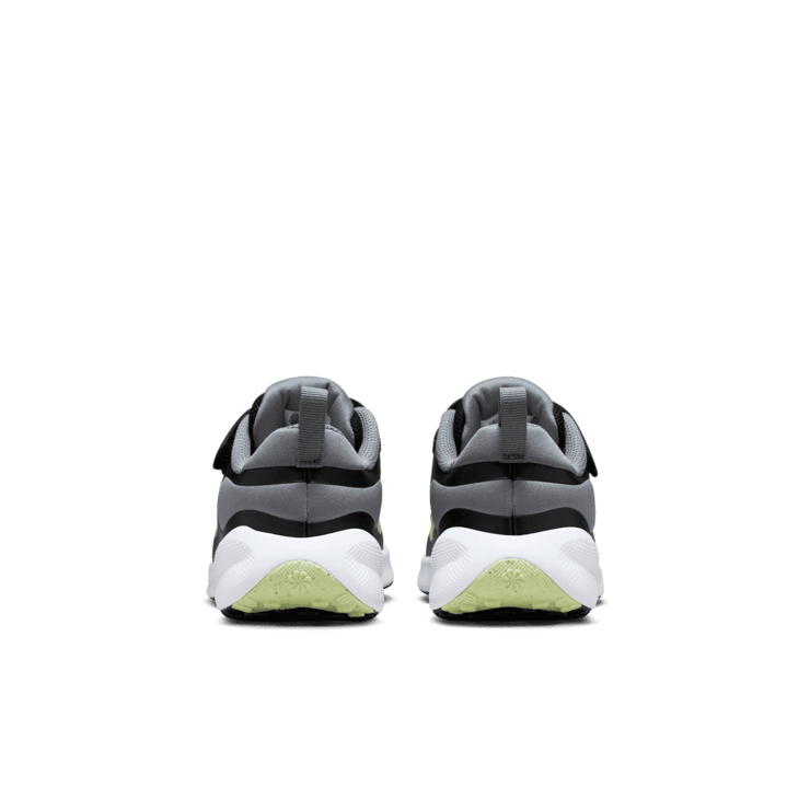 Nike Revolution 7 (PS) Angle 3
