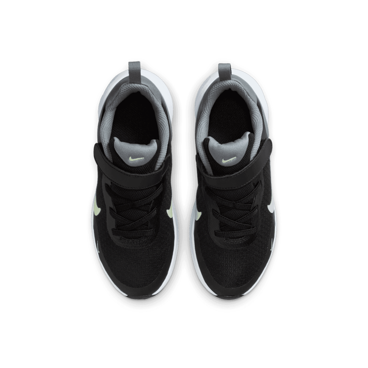 Nike Revolution 7 (PS) Angle 1