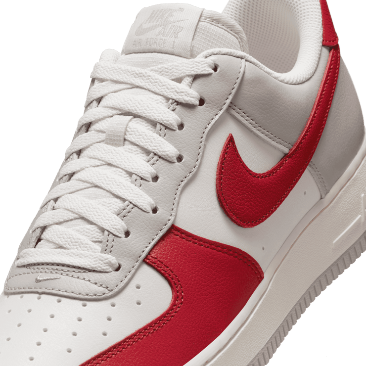 Nike Air Force 1 '07 LV8 'Gym Red Toe' Angle 4