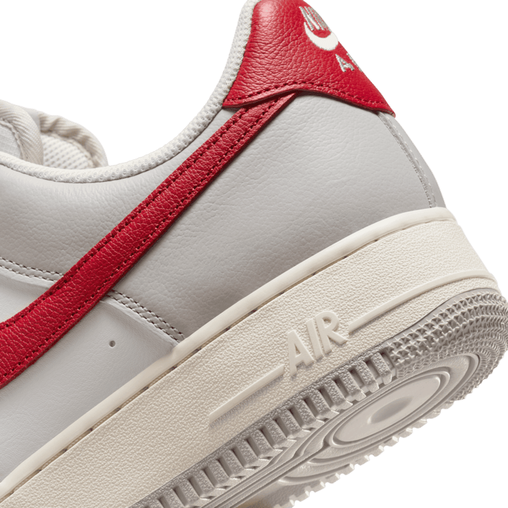 Nike Air Force 1 '07 LV8 'Gym Red Toe' Angle 5