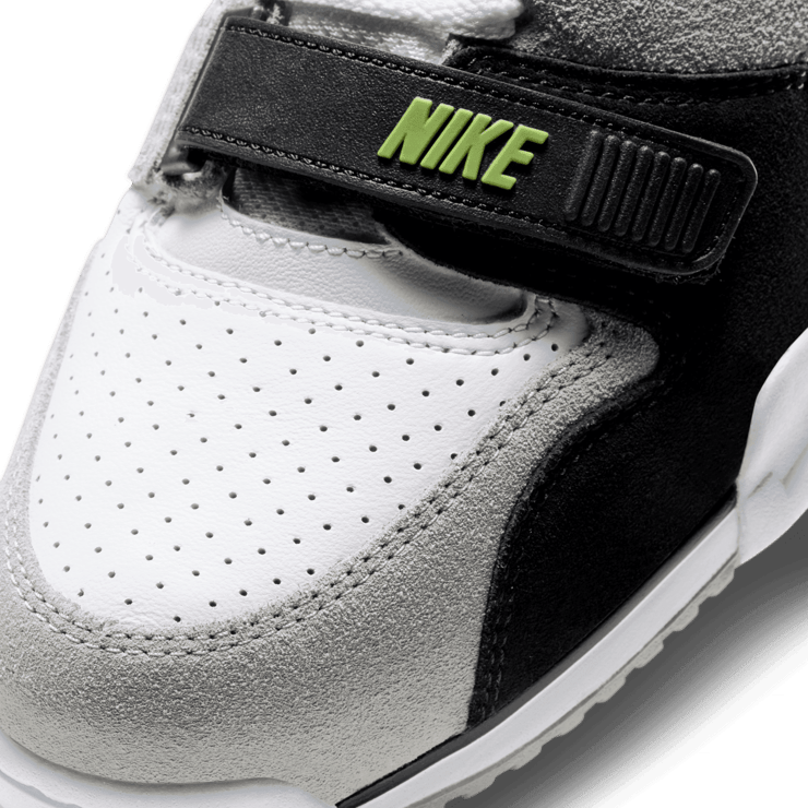 Nike SB Air Trainer 1 Chlorophyll (2020) Angle 4