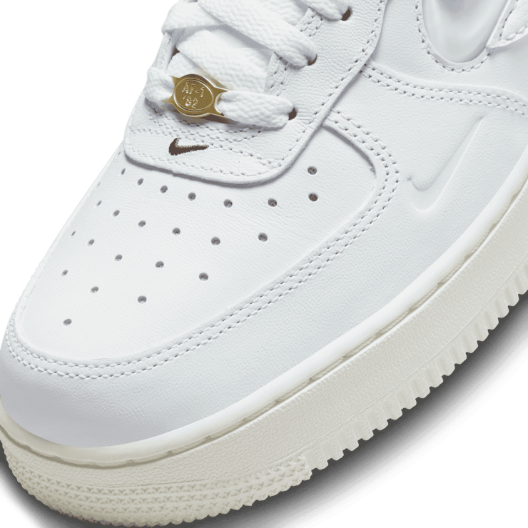 Nike Air Force 1 Jewel Multi-Logos White (W) Angle 4