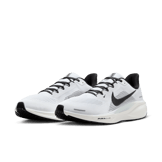 Nike Pegasus 41 Road Angle 6