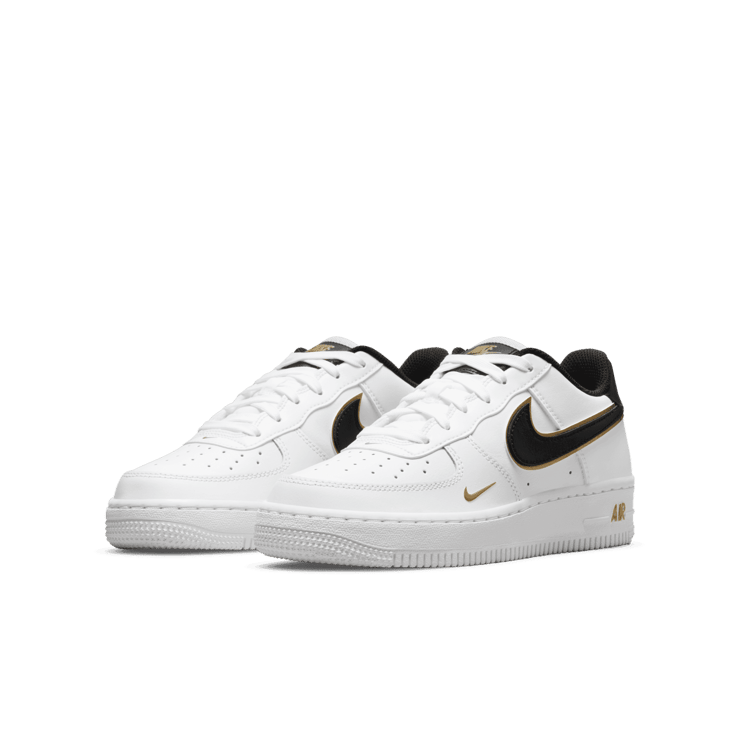 Nike Air Force 1 LV8 (GS) Angle 2