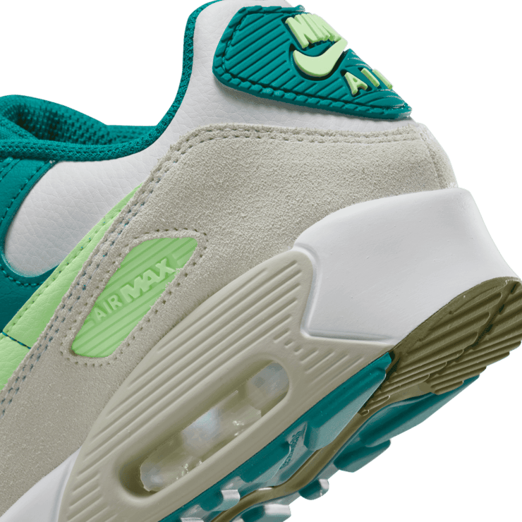 Nike Air Max 90 LTR Big â (GS) Angle 5