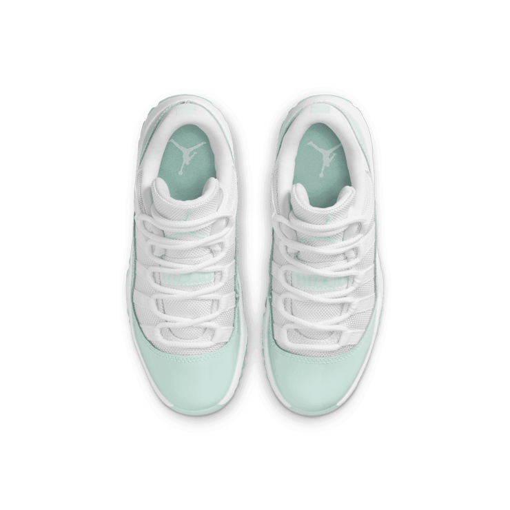 Air Jordan 11 Retro Low Igloo (PS) Angle 0