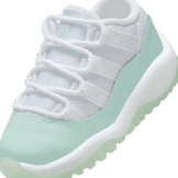 Air Jordan 11 Retro Low Igloo (TD) Angle 3