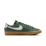 Nike Blazer Low Devin Booker Team Dark Green Angle 5