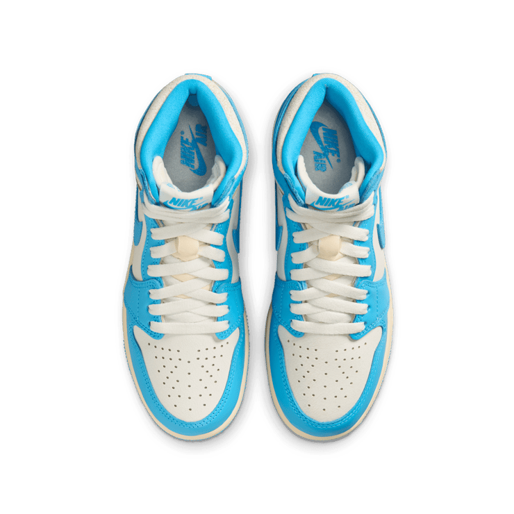 Air Jordan 1 Retro High OG UNC Reimagined (GS) Angle 1