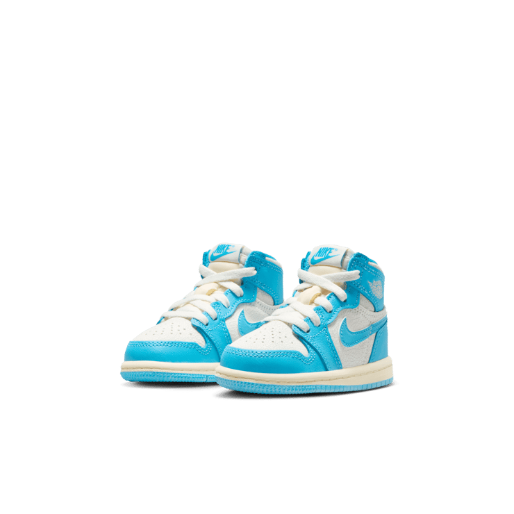 Air Jordan 1 Retro High OG UNC Reimagined (TD) Angle 2