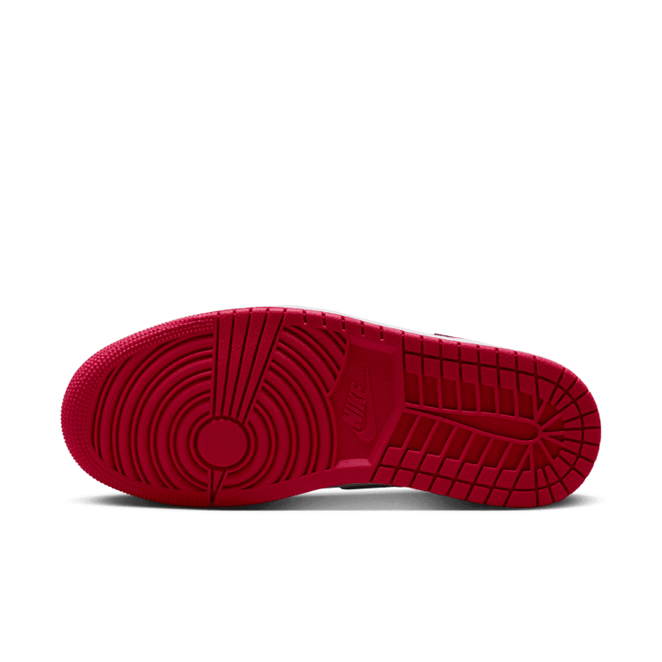 Air Jordan 1 Retro High OG Ruby (W) Angle 2