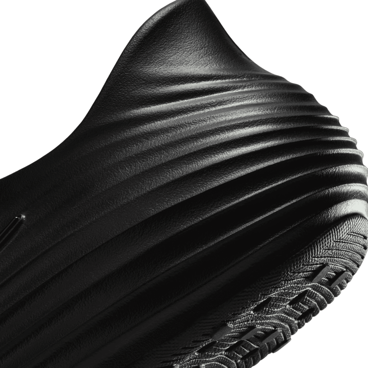 Nike ReactX Rejuven8 Triple Black Angle 5