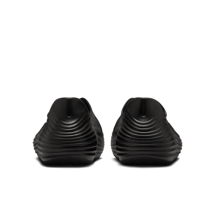 Nike ReactX Rejuven8 Triple Black (W) Angle 4