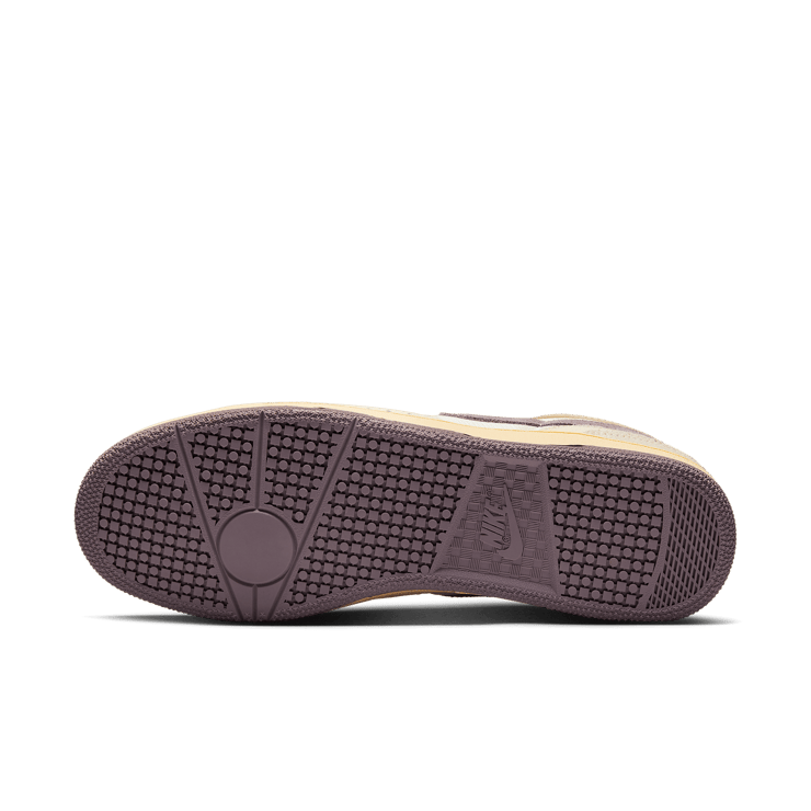 Nike Attack Sail Taupe Grey Angle 0