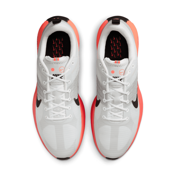 Nike Lunar Roam Angle 1